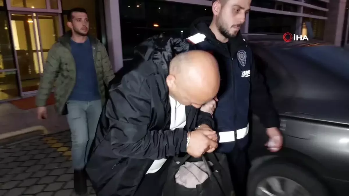 Emekli polisi bıçaklayıp tutuklandı