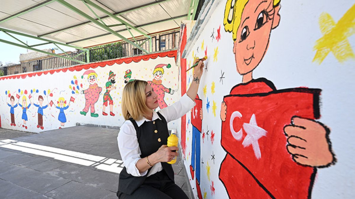 Gaziantep’te kadın müdür, köy okulunu kolej görüntüsüne kavuşturdu