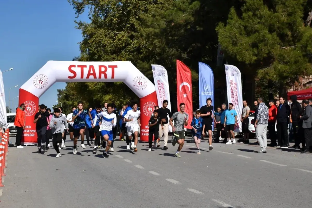 Söğüt’te 2. Cumhuriyet Koşusu Renkli Görüntülere Sahne Oldu