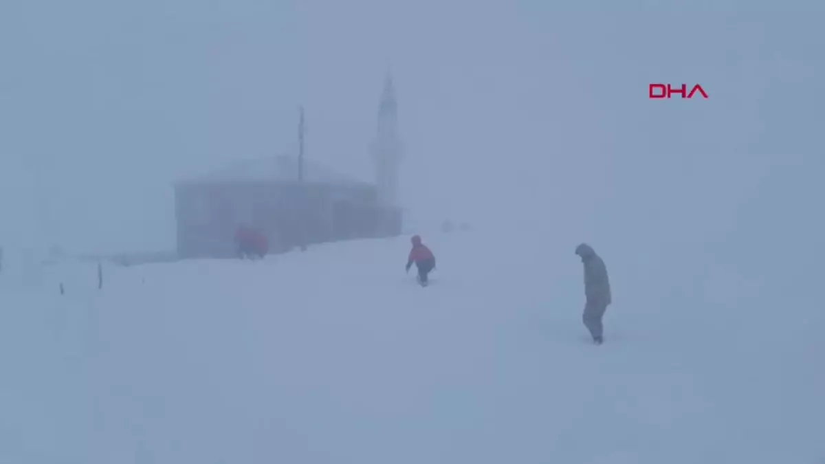 Ordu’da Karda Mahsur Kalan 4 Kişi Bulundu